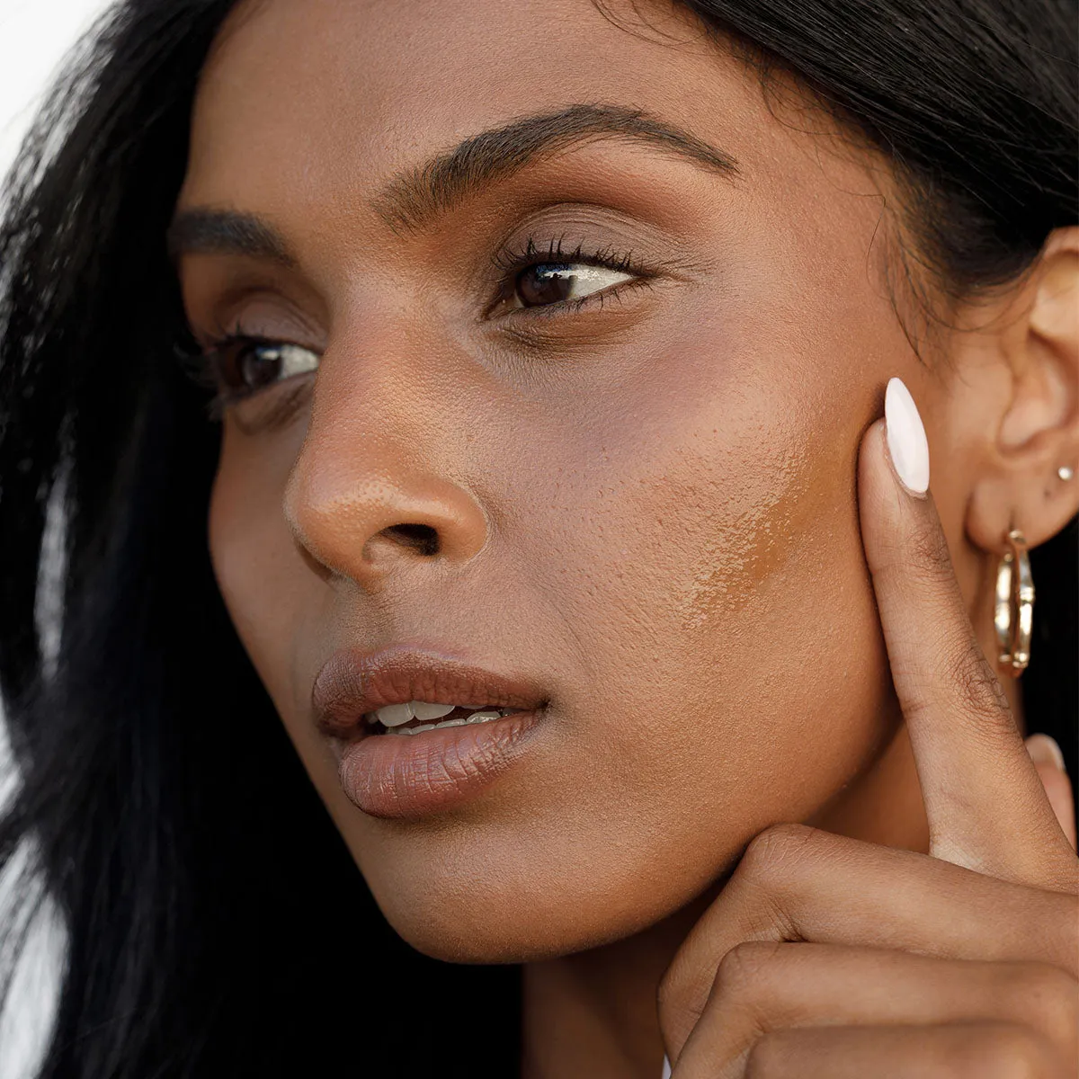 EYE OF HORUS - Skin Tint Serum Foundation