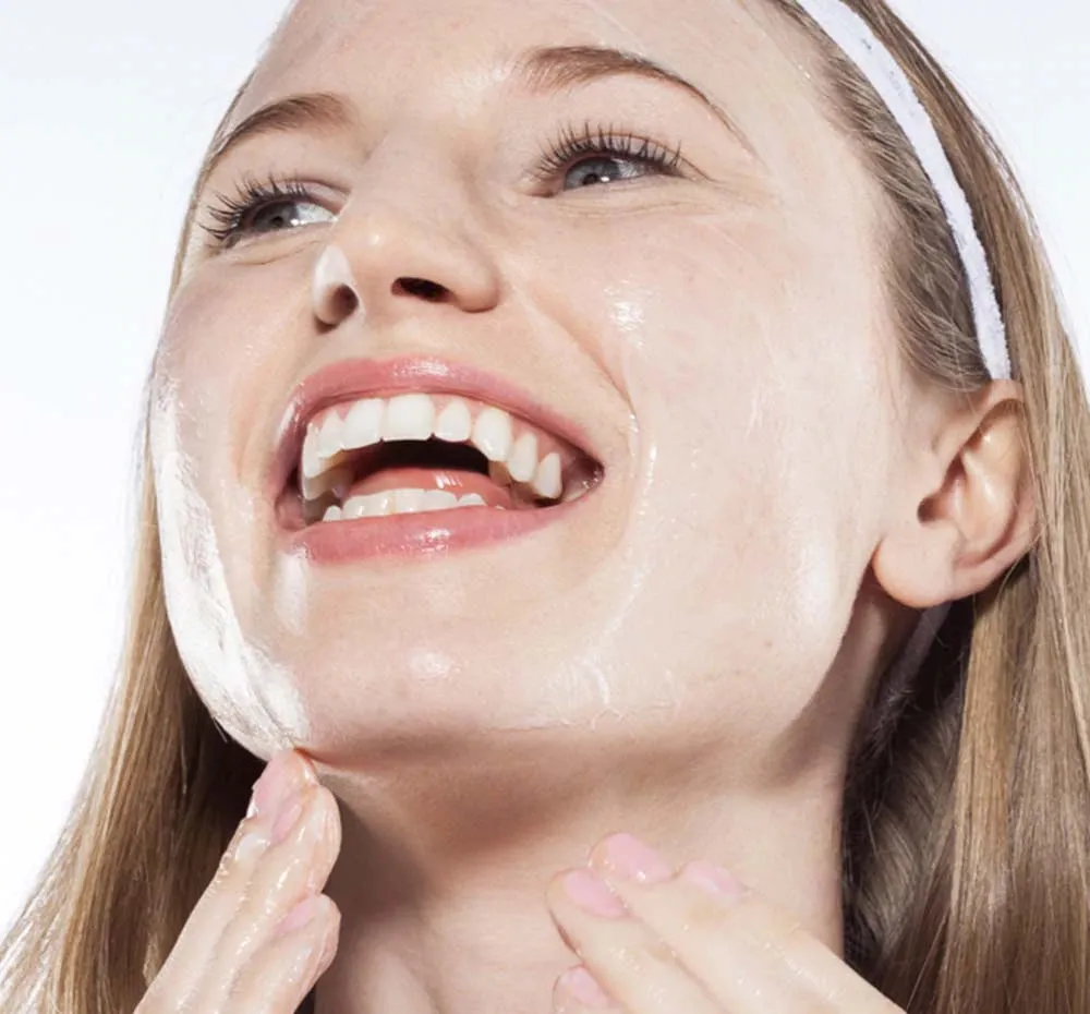 FHF Green Tea Milk Wash Cream Cleanser